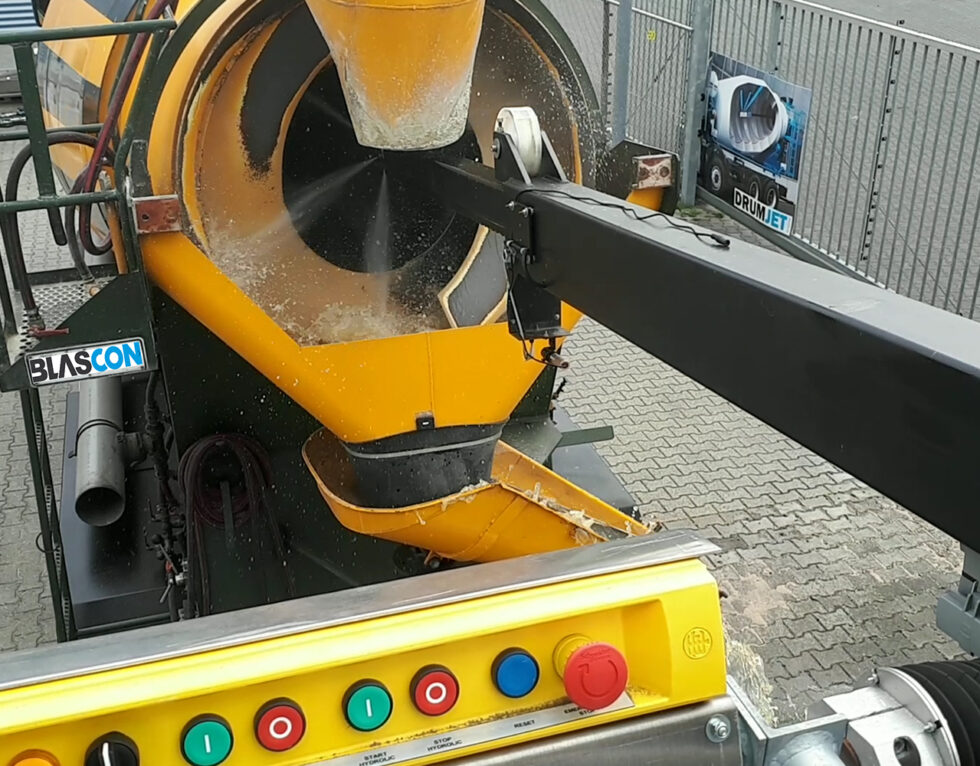 DrumJet Concrete Mixertruck Drum Cleaning